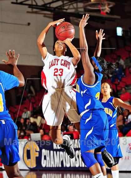 Thumbnail 2 in Serra vs. St. Bernard (CIF SoCal Regional D4 Final) photogallery.