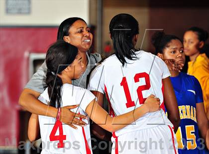Thumbnail 2 in Serra vs. St. Bernard (CIF SoCal Regional D4 Final) photogallery.