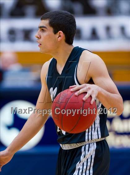 Thumbnail 3 in Brandeis vs. Clark (UIL 5A Regional Quarterfinal) photogallery.