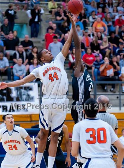 Thumbnail 3 in Brandeis vs. Clark (UIL 5A Regional Quarterfinal) photogallery.