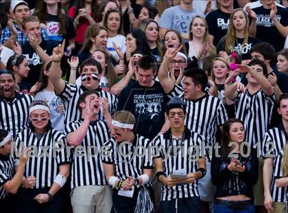 Thumbnail 2 in Brandeis vs. Clark (UIL 5A Regional Quarterfinal) photogallery.