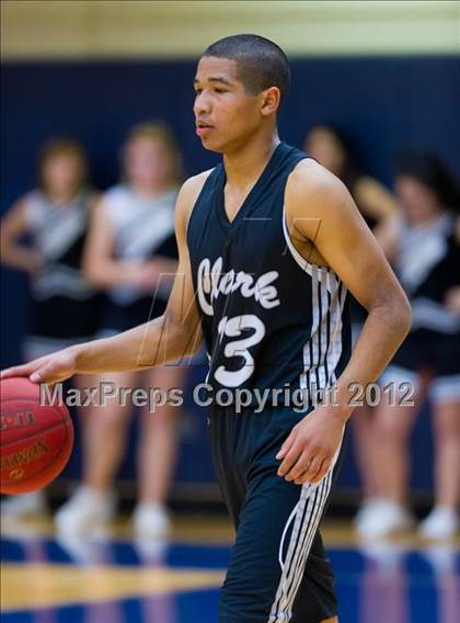 Thumbnail 2 in Brandeis vs. Clark (UIL 5A Regional Quarterfinal) photogallery.