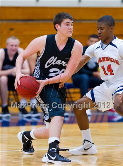 Thumbnail 3 in Brandeis vs. Clark (UIL 5A Regional Quarterfinal) photogallery.