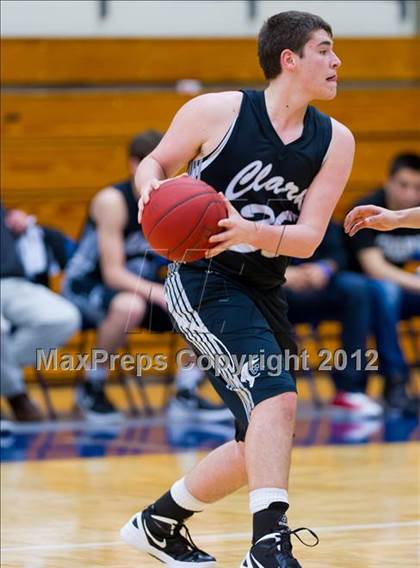 Thumbnail 3 in Brandeis vs. Clark (UIL 5A Regional Quarterfinal) photogallery.