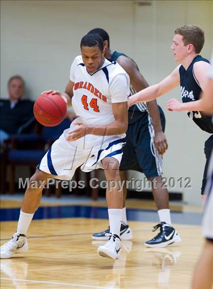 Thumbnail 2 in Brandeis vs. Clark (UIL 5A Regional Quarterfinal) photogallery.