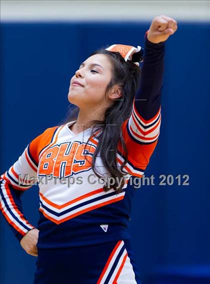 Thumbnail 2 in Brandeis vs. Clark (UIL 5A Regional Quarterfinal) photogallery.