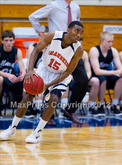 Thumbnail 1 in Brandeis vs. Clark (UIL 5A Regional Quarterfinal) photogallery.