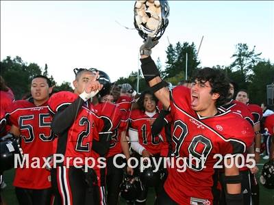 Thumbnail 2 in Ferndale vs Salesian (Class A Section Final) photogallery.