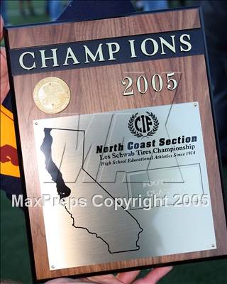 Thumbnail 2 in Ferndale vs Salesian (Class A Section Final) photogallery.