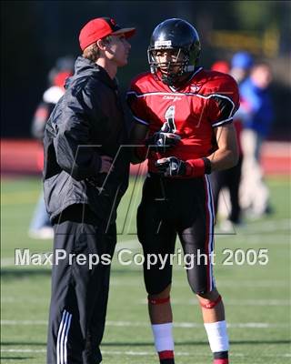 Thumbnail 1 in Ferndale vs Salesian (Class A Section Final) photogallery.