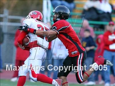 Thumbnail 2 in Ferndale vs Salesian (Class A Section Final) photogallery.