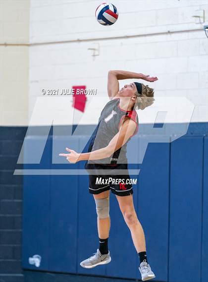 Thumbnail 3 in North Central vs Fishers photogallery.