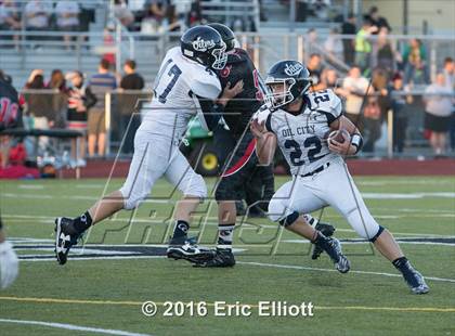 Thumbnail 1 in Oil City vs Franklin photogallery.