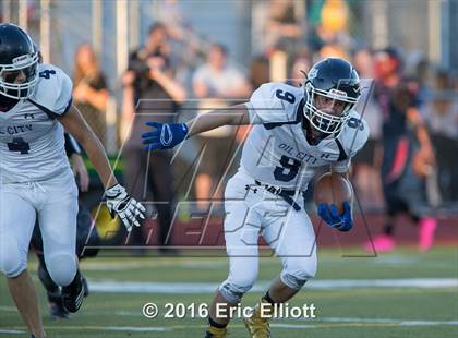 Thumbnail 2 in Oil City vs Franklin photogallery.
