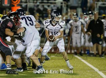 Thumbnail 3 in Oil City vs Franklin photogallery.