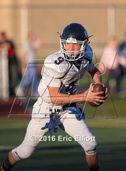 Thumbnail 1 in Oil City vs Franklin photogallery.