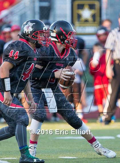 Thumbnail 3 in Oil City vs Franklin photogallery.