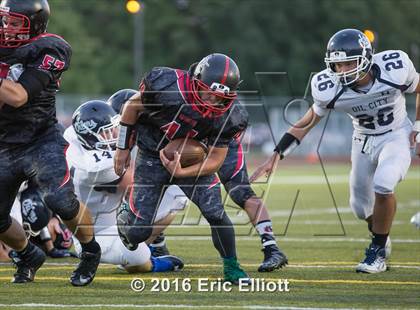 Thumbnail 3 in Oil City vs Franklin photogallery.