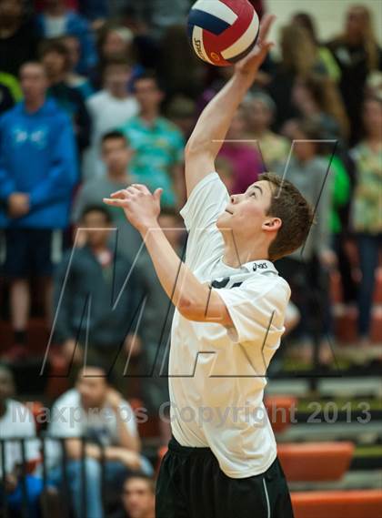 Thumbnail 1 in Glastonbury vs. Staples (CIAC Class L Final) photogallery.