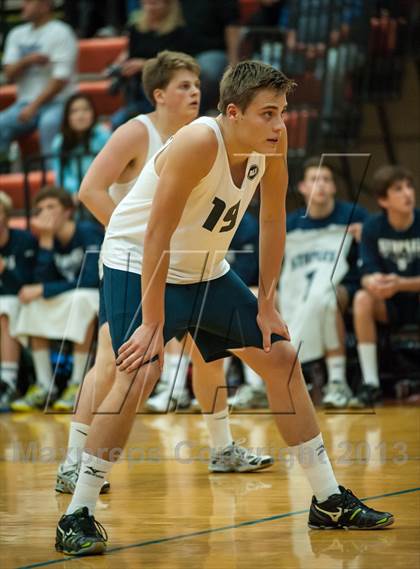 Thumbnail 2 in Glastonbury vs. Staples (CIAC Class L Final) photogallery.