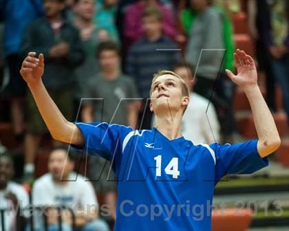 Thumbnail 2 in Glastonbury vs. Staples (CIAC Class L Final) photogallery.