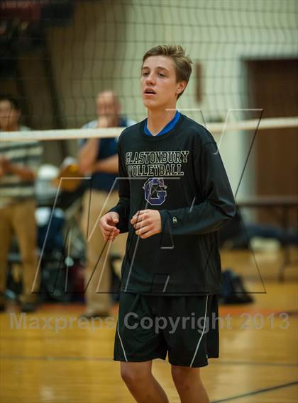 Thumbnail 2 in Glastonbury vs. Staples (CIAC Class L Final) photogallery.
