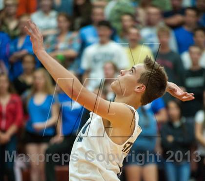 Thumbnail 1 in Glastonbury vs. Staples (CIAC Class L Final) photogallery.