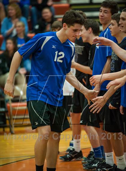 Thumbnail 2 in Glastonbury vs. Staples (CIAC Class L Final) photogallery.