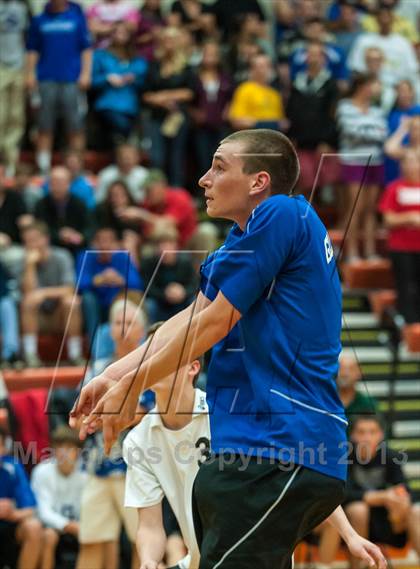 Thumbnail 1 in Glastonbury vs. Staples (CIAC Class L Final) photogallery.