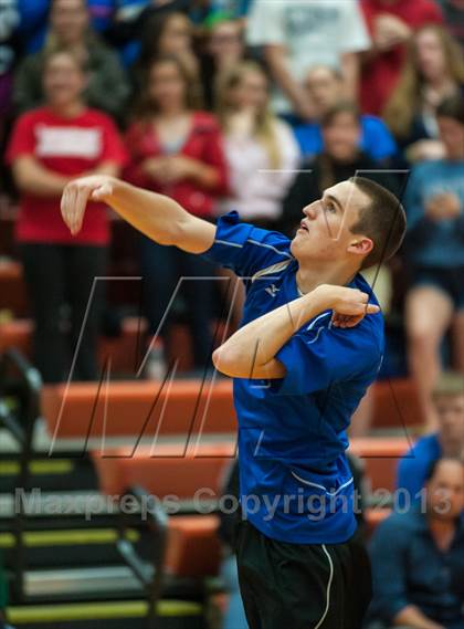 Thumbnail 3 in Glastonbury vs. Staples (CIAC Class L Final) photogallery.