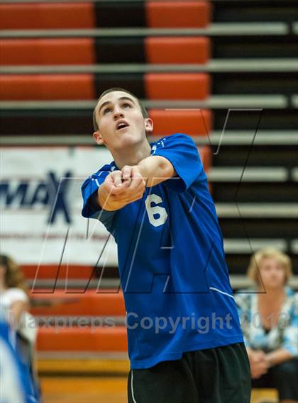Thumbnail 3 in Glastonbury vs. Staples (CIAC Class L Final) photogallery.