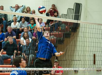 Thumbnail 1 in Glastonbury vs. Staples (CIAC Class L Final) photogallery.