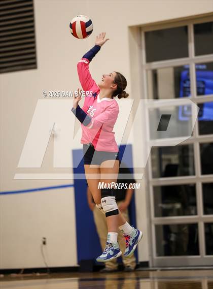 Thumbnail 3 in Thompson Valley @ Timnath photogallery.