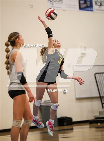 Thumbnail 3 in Thompson Valley @ Timnath photogallery.