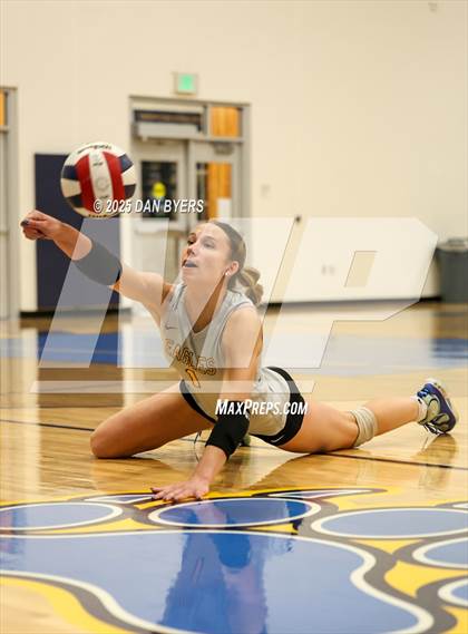 Thumbnail 1 in Thompson Valley @ Timnath photogallery.