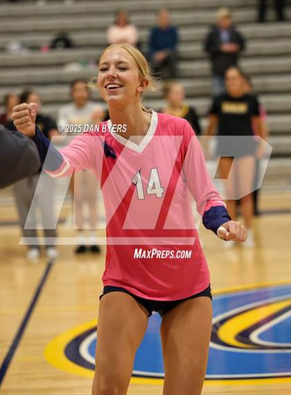 Thumbnail 2 in Thompson Valley @ Timnath photogallery.