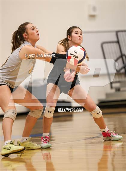 Thumbnail 2 in Thompson Valley @ Timnath photogallery.