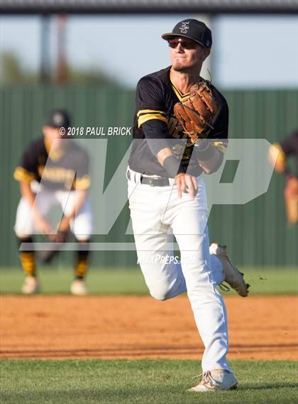 Thumbnail 2 in Lake Travis vs San Antonio East Central (UIL 6A Area Playoff)  photogallery.