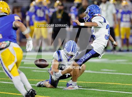 Thumbnail 2 in La Habra @ La Mirada photogallery.