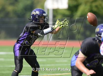 Thumbnail 1 in Ellington @ Coginchaug Regional photogallery.