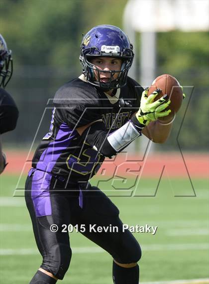 Thumbnail 1 in Ellington @ Coginchaug Regional photogallery.