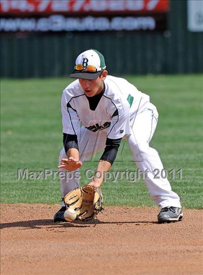 Thumbnail 3 in Berkner vs. Lee (Yellow Rose Classic) photogallery.
