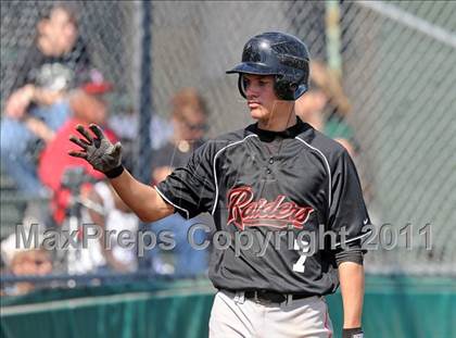 Thumbnail 2 in Berkner vs. Lee (Yellow Rose Classic) photogallery.