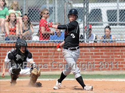 Thumbnail 3 in Berkner vs. Lee (Yellow Rose Classic) photogallery.