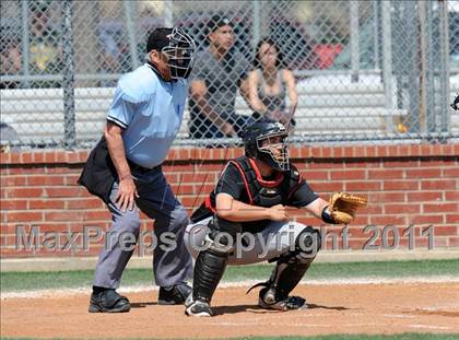 Thumbnail 3 in Berkner vs. Lee (Yellow Rose Classic) photogallery.