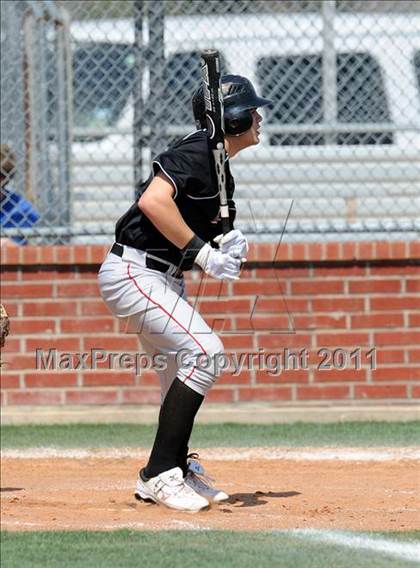 Thumbnail 2 in Berkner vs. Lee (Yellow Rose Classic) photogallery.