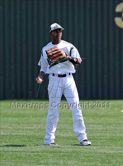 Thumbnail 1 in Berkner vs. Lee (Yellow Rose Classic) photogallery.