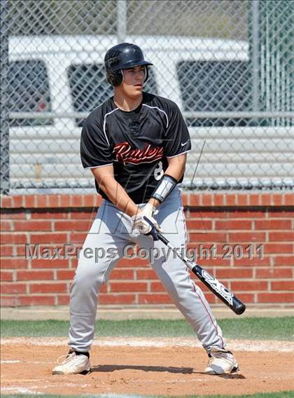 Thumbnail 2 in Berkner vs. Lee (Yellow Rose Classic) photogallery.