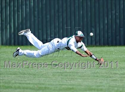 Thumbnail 2 in Berkner vs. Lee (Yellow Rose Classic) photogallery.