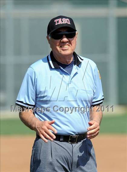 Thumbnail 3 in Berkner vs. Lee (Yellow Rose Classic) photogallery.